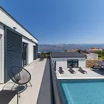 Villa Royal Rock