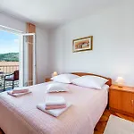 Seaview Apartment Marija