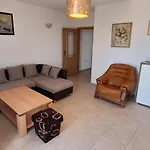 Apartman Nil 2B Near The Beach