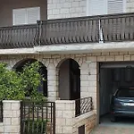 Amazing Apartment In Vela Luka With Kitchen