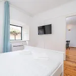 Kenova Apartments Old Town