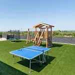 Magnificent Villa Oasis With Extra Large Pool