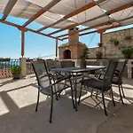 Stone House Biskup