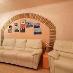 Zorica - 2 Bedroom Apartment In City Centar
