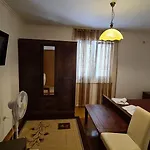 Apartments & Rooms Boksic