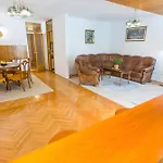 Large & Spacious Apartment With Fantastic Views