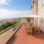 Villa Sofia - Amazing Views - 
