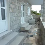 Sea Apartments
