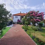 Green Oasis Zadar With Jacuzzi
