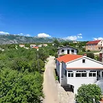 Apartment Ante With Jacuzzi & Seaview