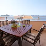 Lea Apartments