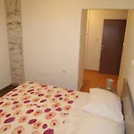 Apartments Mikulic