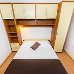 Apartments By The Sea Vrsi - Mulo, Zadar - 5951