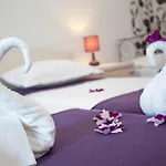Family Friendly Apartments With A Swimming Pool Sustjepan, Dubrovnik - 17308