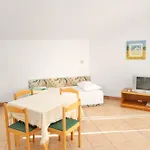 Apartments By The Sea Rtina - Miletici, Zadar - 3257