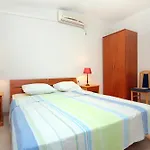 Seaside Apartments With A Swimming Pool Viganj, Peljesac - 260