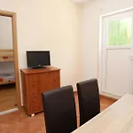 Apartments With A Parking Space Trstenik, Peljesac - 10109