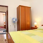 Apartments By The Sea Sreser, Peljesac - 10206