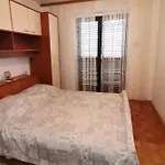 Apartments By The Sea Lukoran