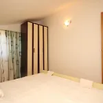 Apartments By The Sea Zaklopatica, Lastovo - 8325