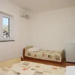 Apartments And Rooms With Parking Space Starigrad, Paklenica - 6606