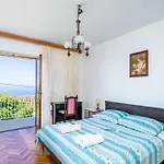 Apartments & Rooms Stella
