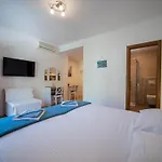 Apartments Njiric