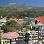 Apartments Nine Slano