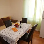 Apartments Vedrana