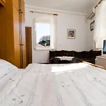 Rooms Pile