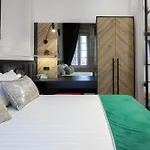 Dezign Superior Apartments & Rooms