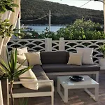 Adorable Summer House By The Sea