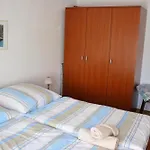 Apartments & Rooms Neno