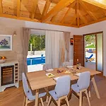 Villa Doline