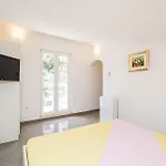 Rooms & Apartments Barisic