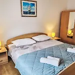 Holiday Home Vesna - Zad105 By Interhome