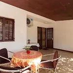 Beautiful Apt Barby Near Queen Beach