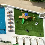 Holiday House Dominik Apartments