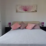Vila Bonbon 2