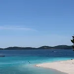 First Row To The Sea - Apartment Mustel - Adults Only