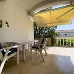 Cozy Apartment With Private Terrace