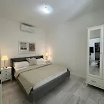 Beach House Mokalo