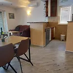 Adriatic - Apartment With Jacuzzi