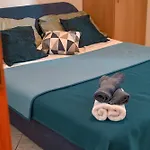 Albert Apartments