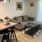 Lovely Apartment In Blace With House Sea View