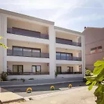 Lovely Apartment In Blace With House Sea View