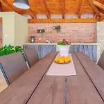 Amazing Home In Polaca With Wifi