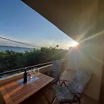 Cozy Apartments Marko In Maslenica Just 230 M From The Beach