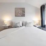 Prestige 7 Apartment