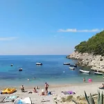 Villa Victor